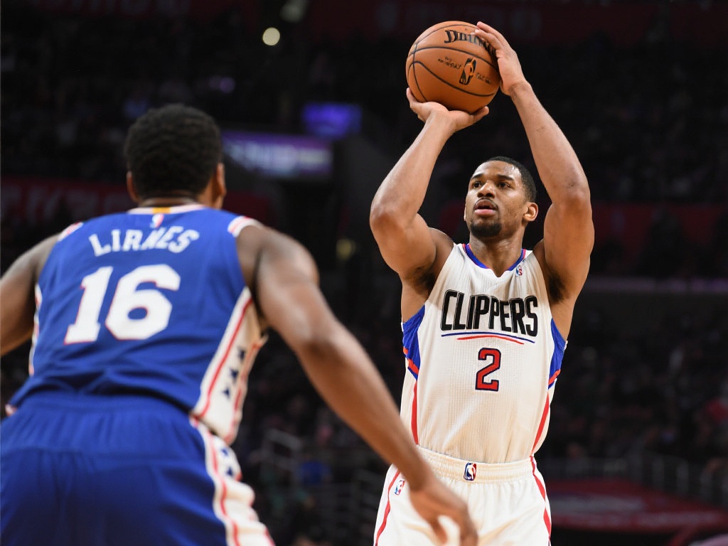 理查兹：曼城4000万卖帕尔默是明智之举，但我更倾向于租借他